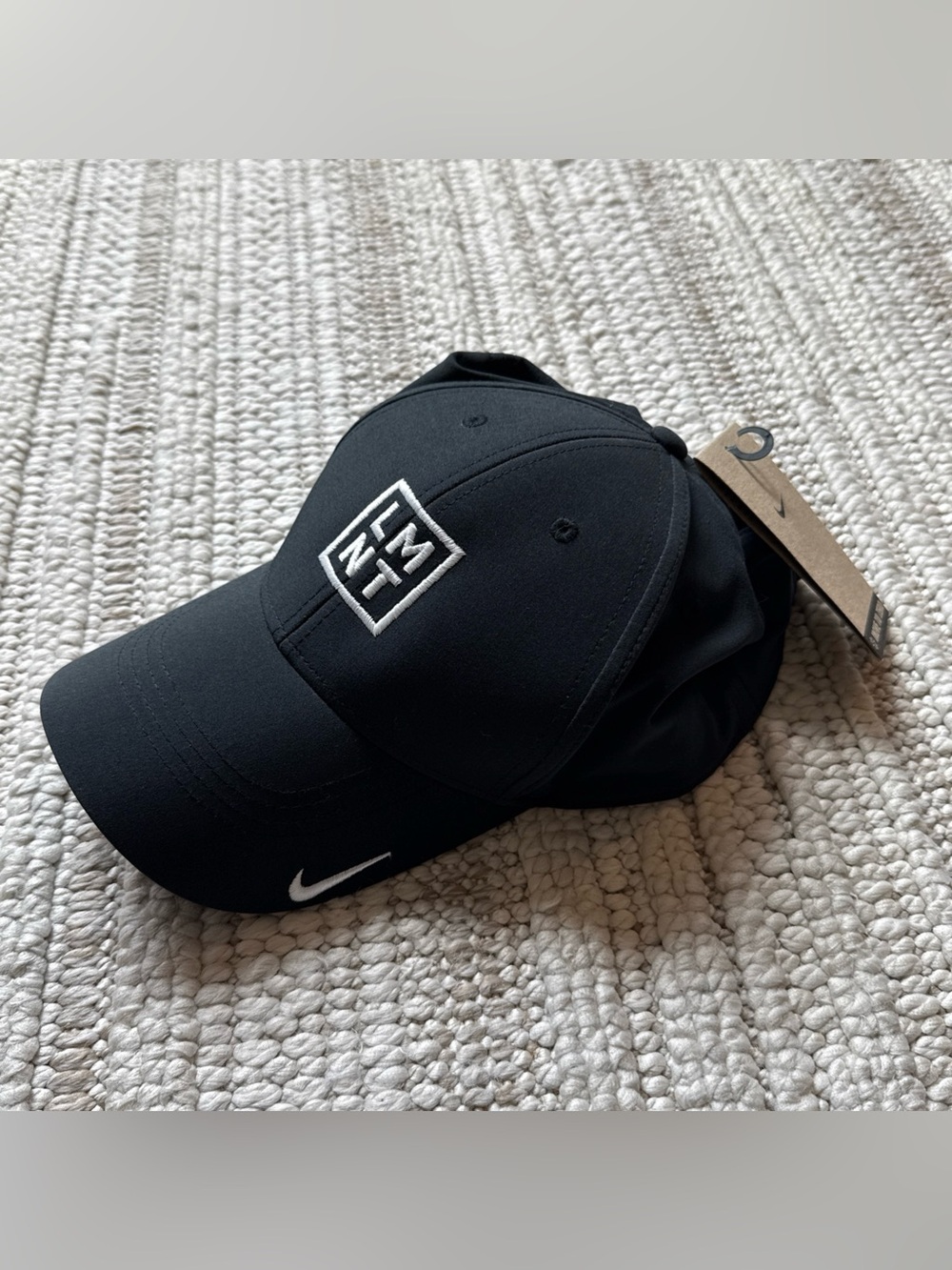 LMNT Nike M/L Golf Dri Fit Stay Salty Hat Strap Adjustable Black New
